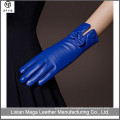 Daily Life Usage and Plain Style ladies leather gloves with bow